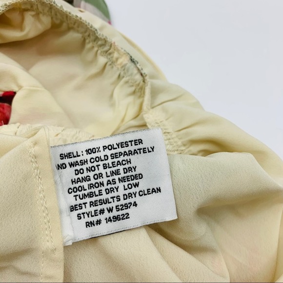 Walter Baker Cream Pink Floral Halter Top - Picture 12 of 12